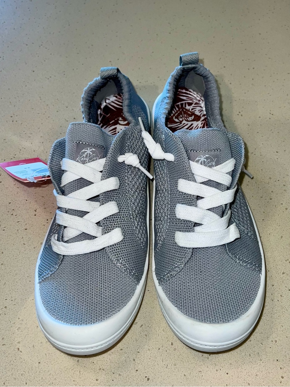 Roxy Women's Gray Knit Sneakers with White Trim Size 9.5 NEW WITH TAGS - Picture 4 of 8
